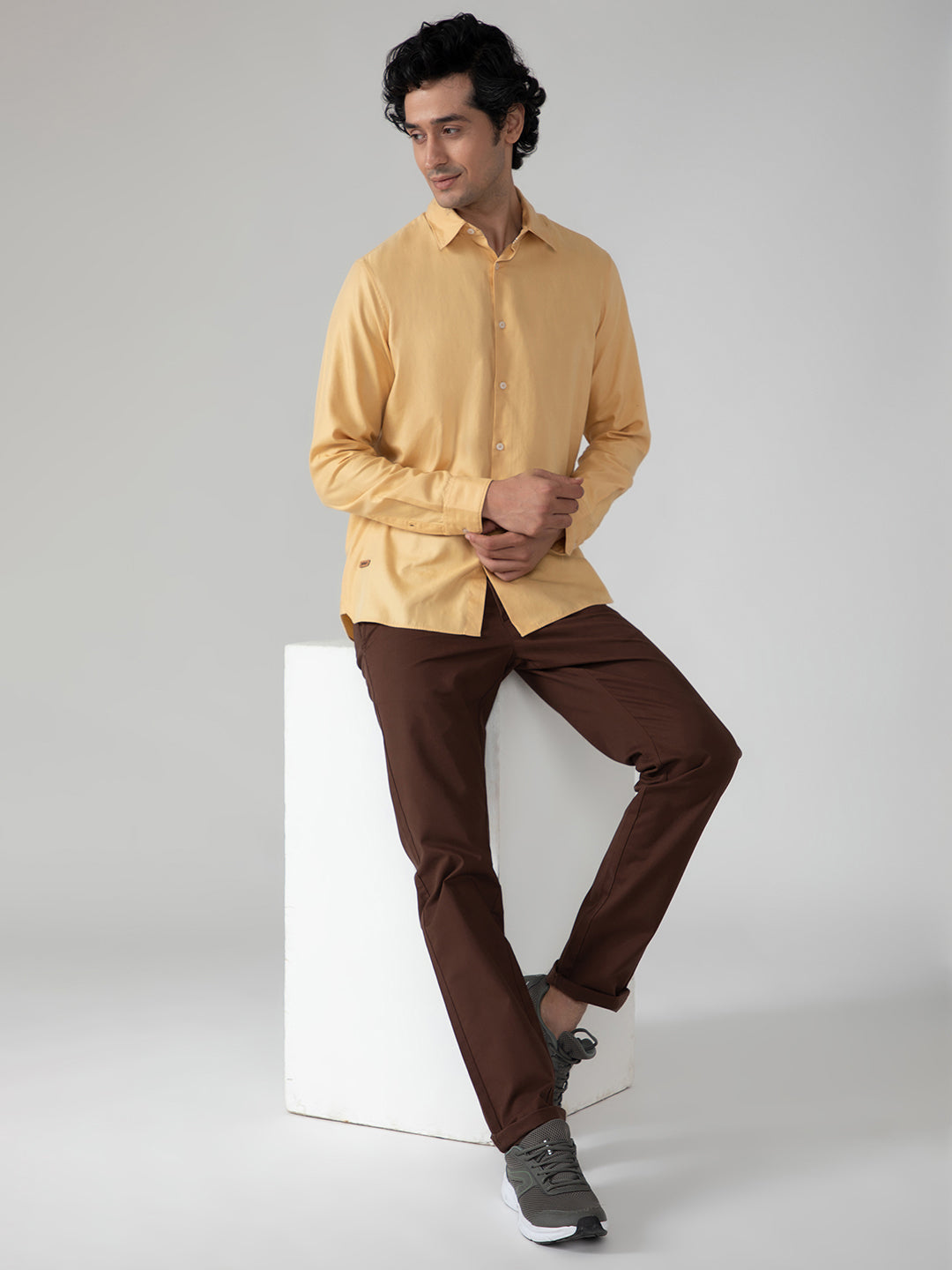 Leightweight Tencel Shirt in Tuscany Yellow- Comfort Fit