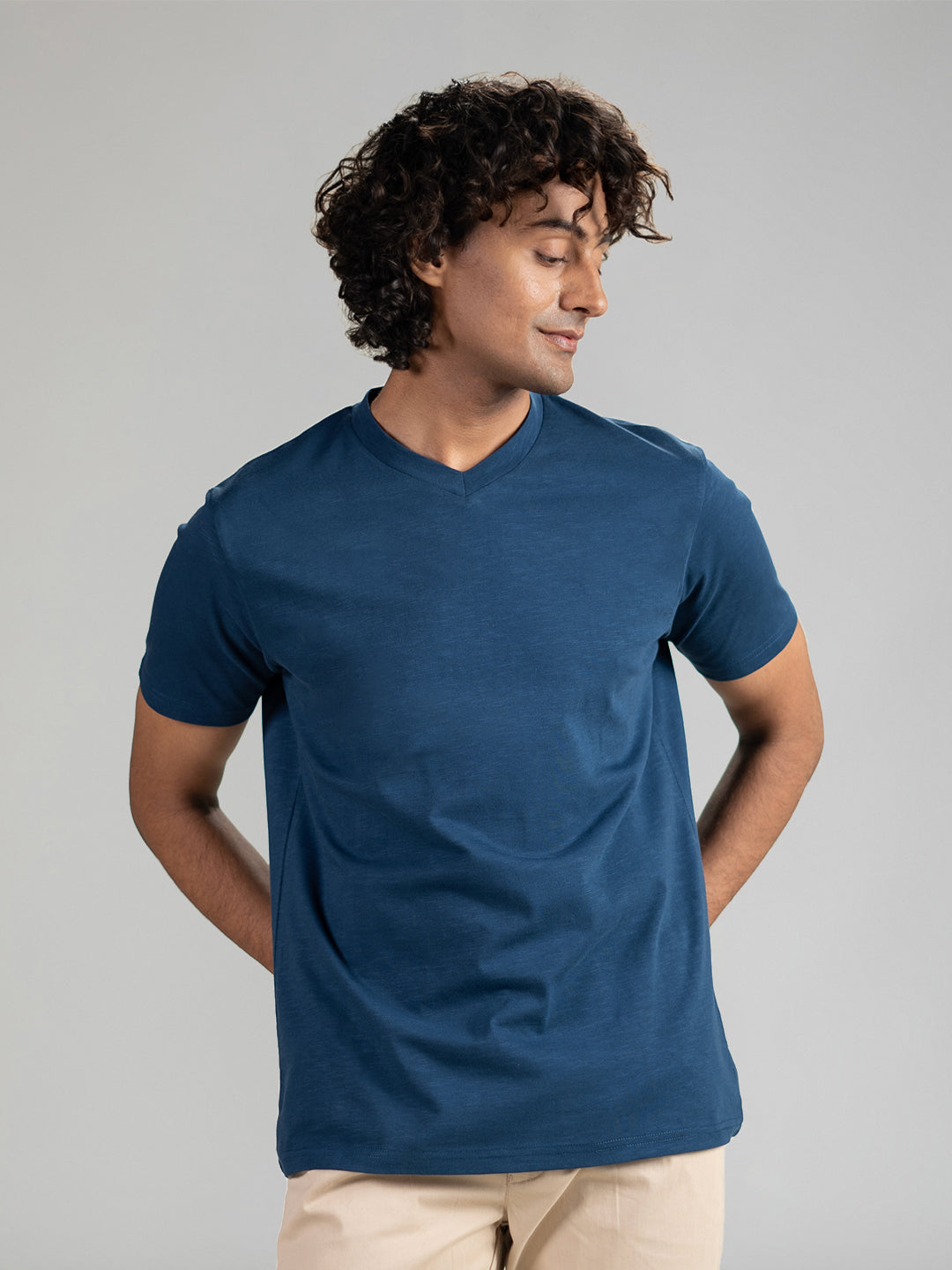 Slub V-neck T-shirt in Denim Blue