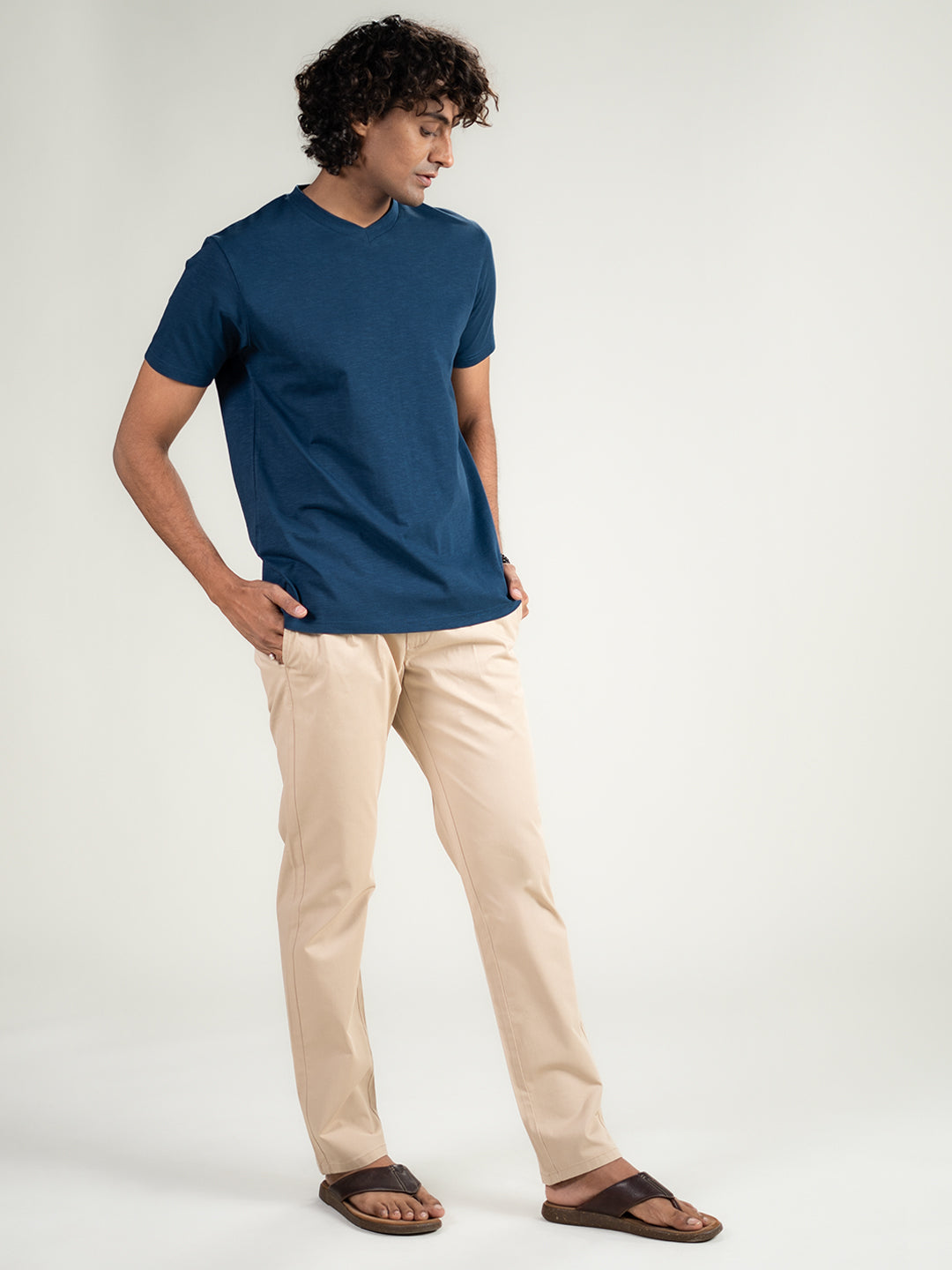 Slub V-neck T-shirt in Denim Blue