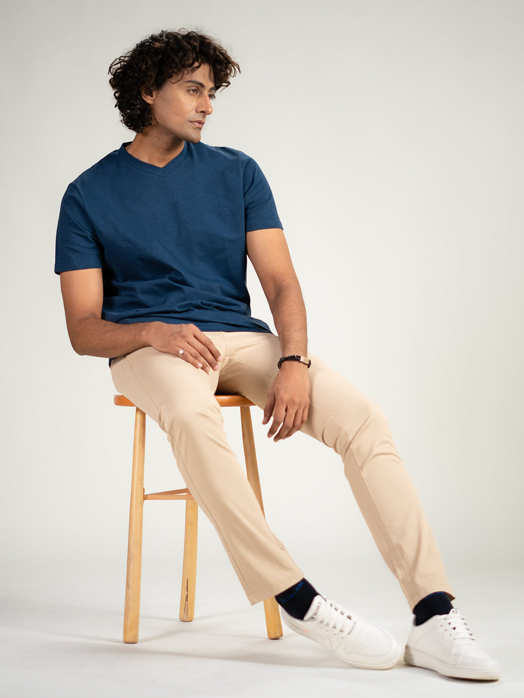 Slub V-neck T-shirt in Denim Blue