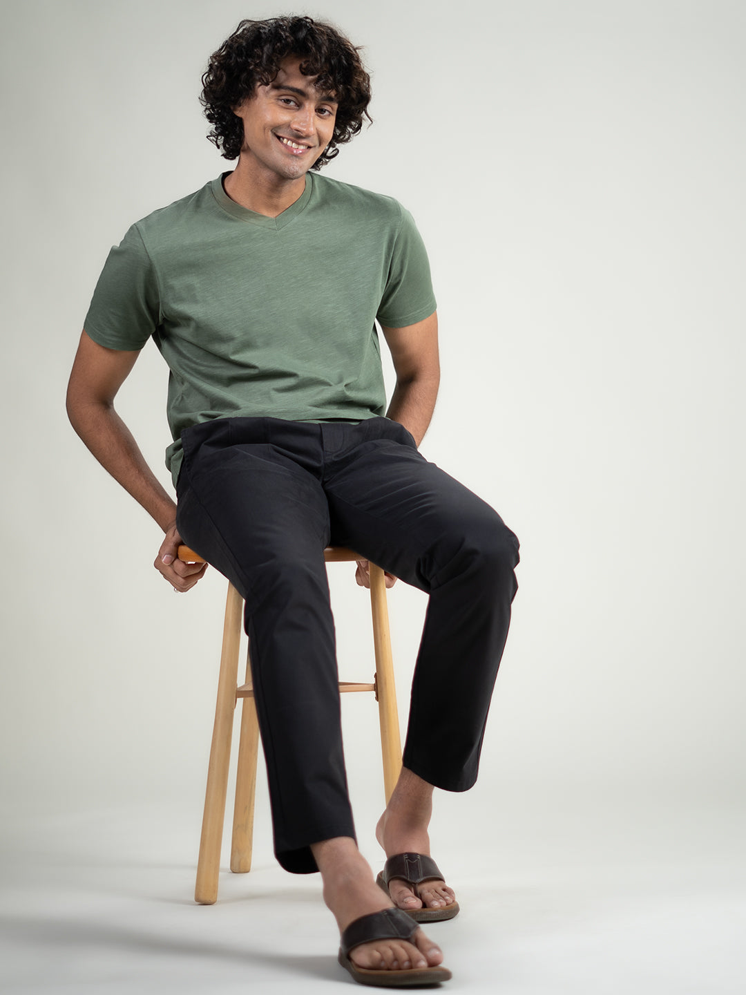 Slub V-neck T-shirt in Sage Green