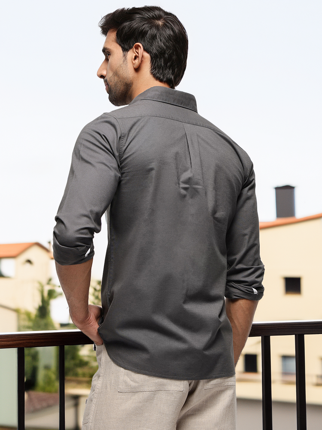 2 Way Stretch Oxford Shirt in Graphite-Slim Fit