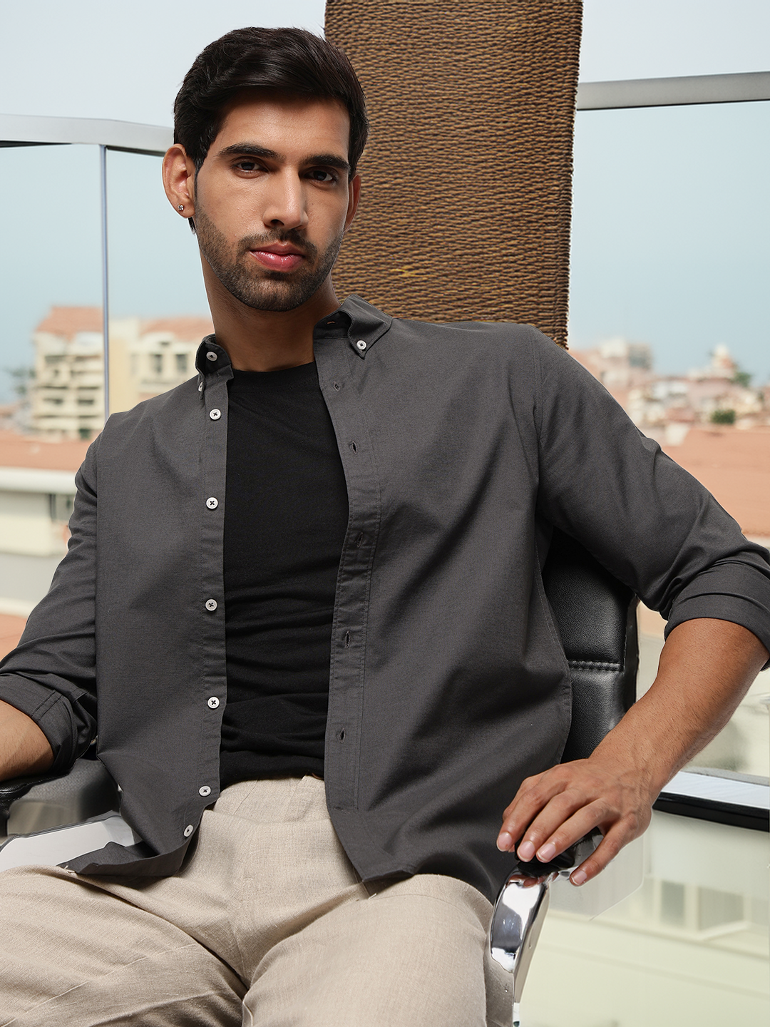 2 Way Stretch Oxford Shirt in Graphite-Slim Fit