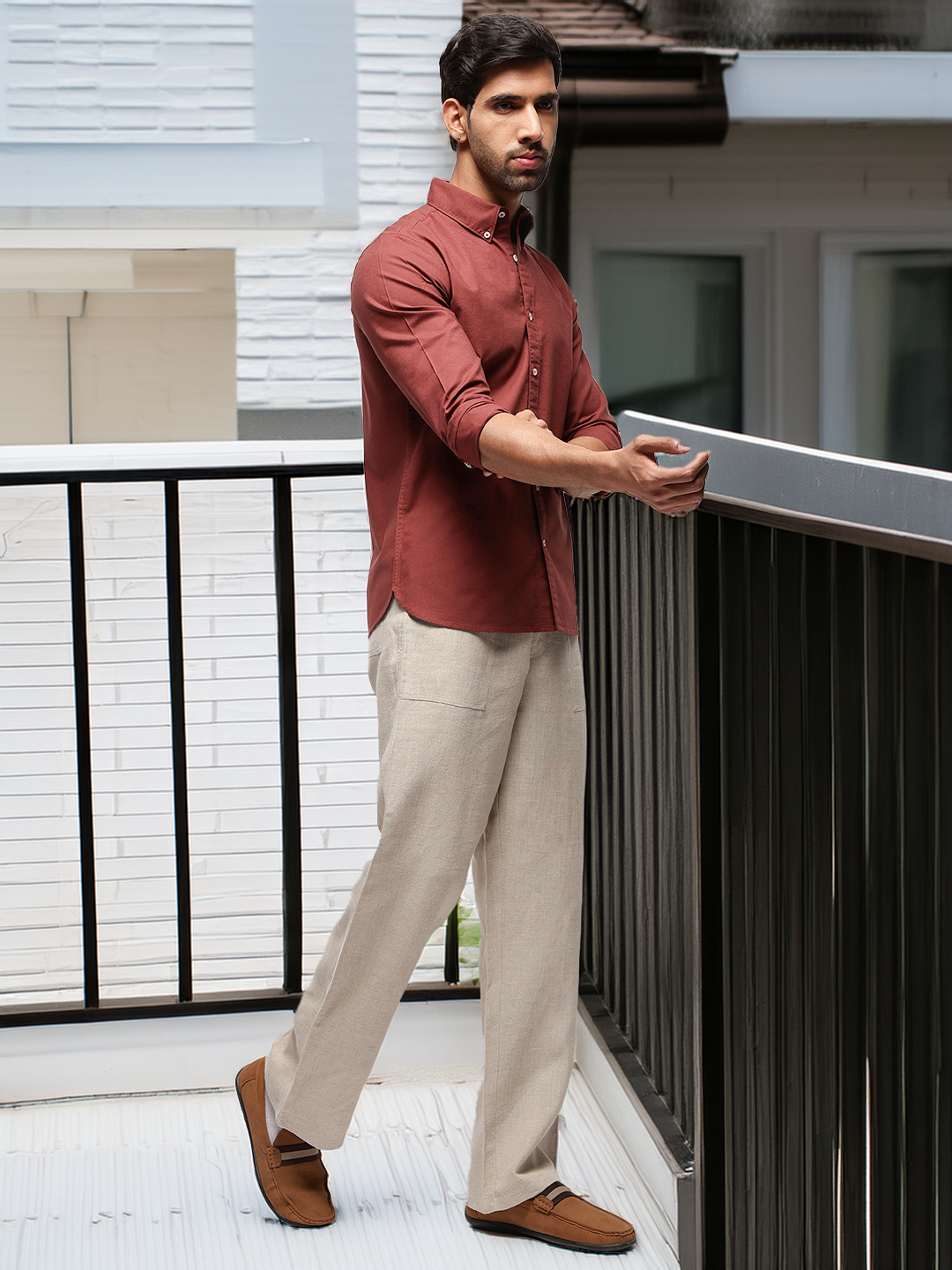 2 Way Stretch Oxford Shirt in Red Wood -Slim Fit