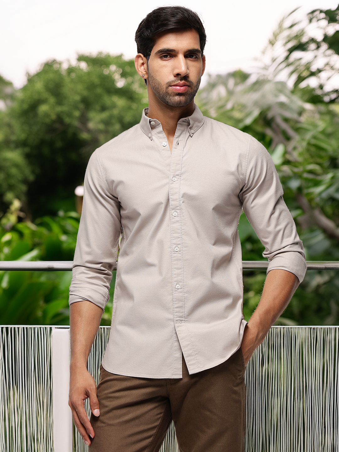 2 Way Stretch Oxford Shirt in Sand Stone -Slim Fit