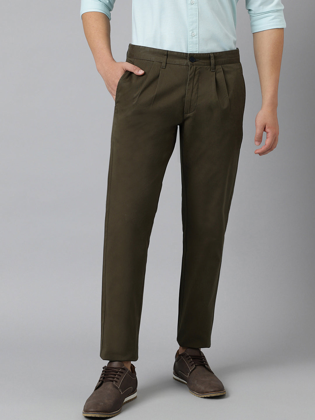 2 Way Stretch Pleated Chinos in Olive- Comfort Fit
