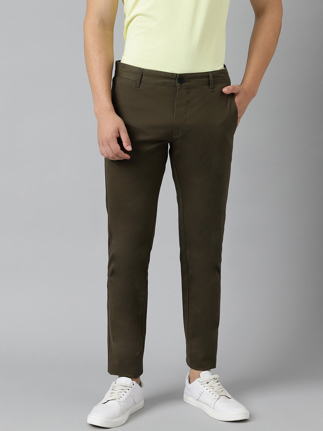 2 Way Stretch Chinos in Olive- Slim Fit