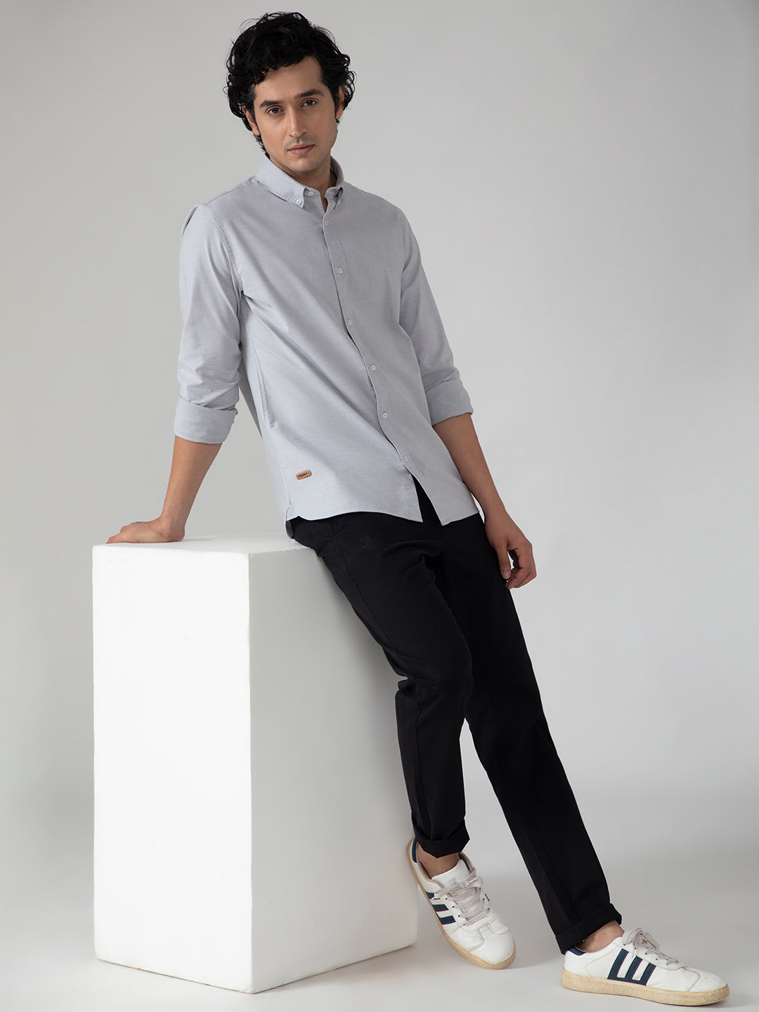 2 Way Stretch Oxford Shirt in Light Grey- Slim Fit