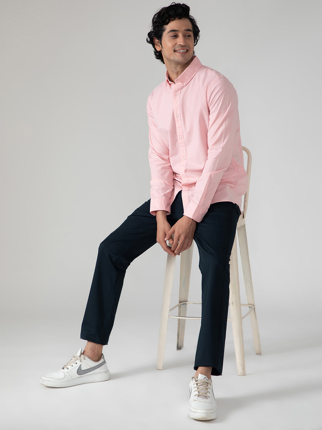 2 Way Stretch Oxford Shirt in Salmon Pink- Slim Fit
