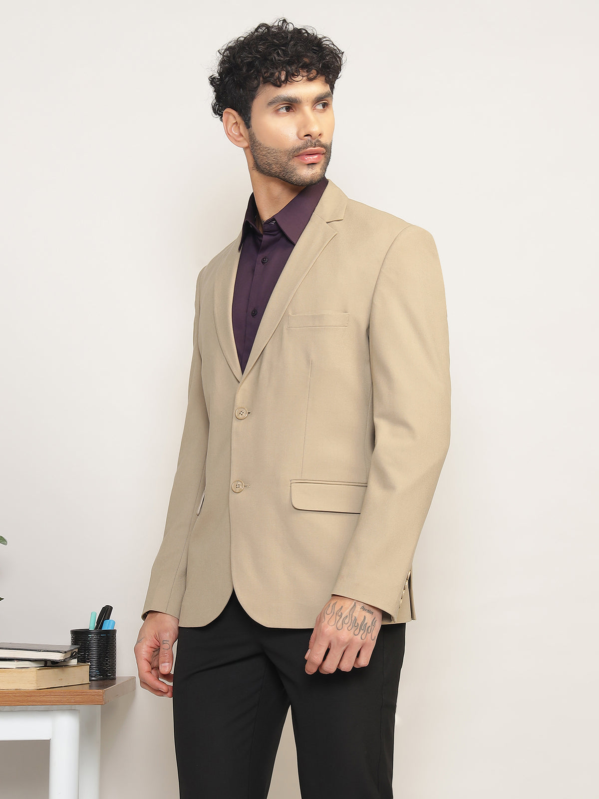 Men Beige Slim Fit Single-Breasted Stretchable Blazer For All Seasons
