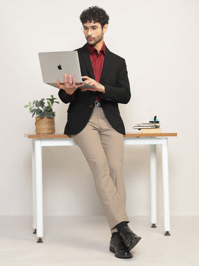 Men Black Slim Fit Single-Breasted Stretchable Blazer For All Seasons