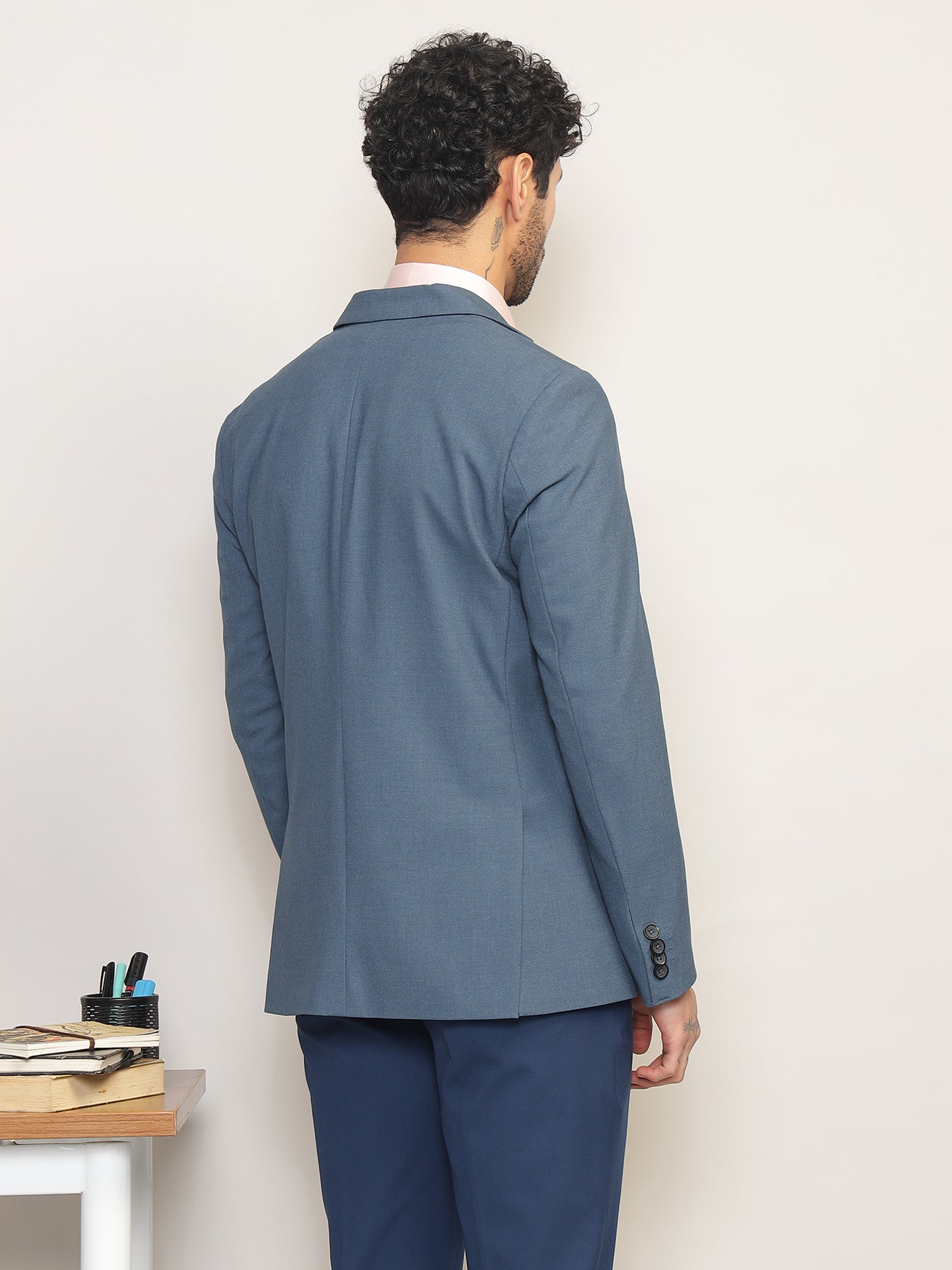 Men Steel Blue Slim Fit Single-Breasted Stretchable Blazer For All Seasons