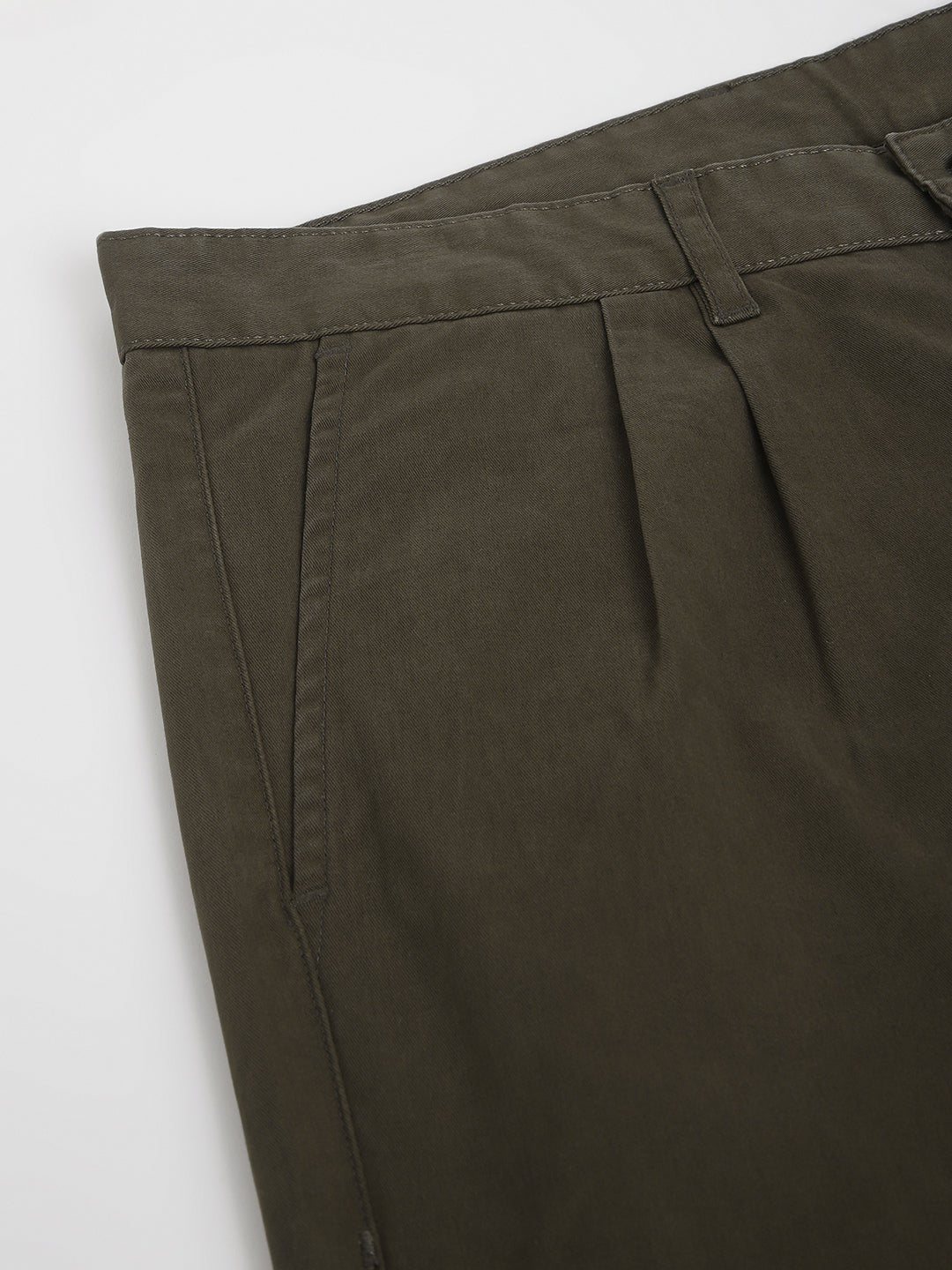 2 Way Stretch Pleated Chinos in Olive- Comfort Fit