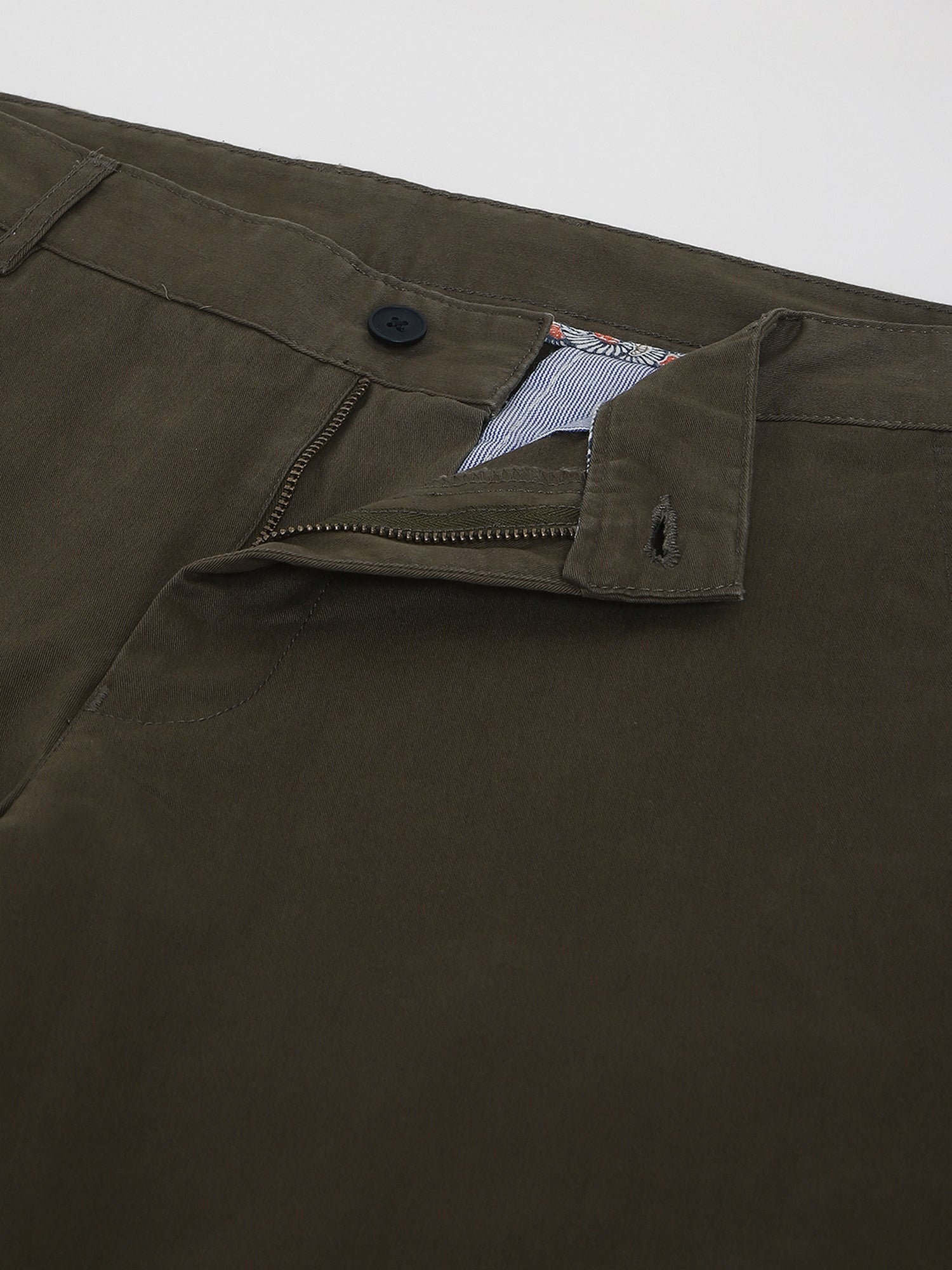 2 Way Stretch Chinos in Olive- Slim Fit