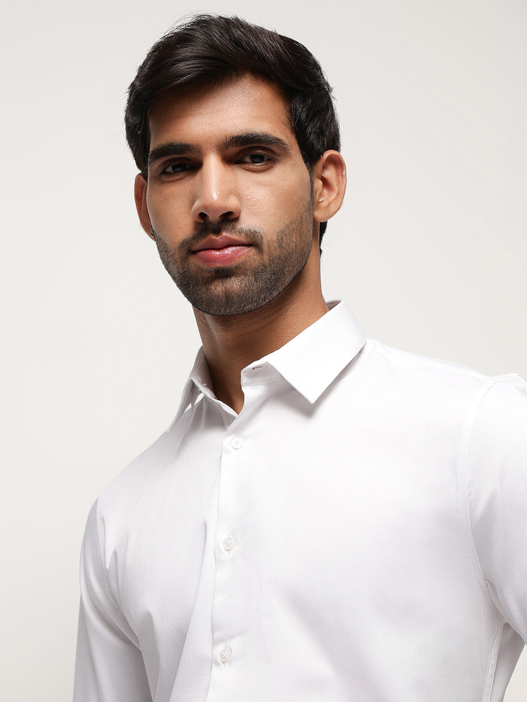 Luxestretch™ White Shirt & Movelite™ Slategrey Trousers