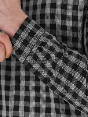Men Slim Fit Pure Cotton Checked Formal Shirt