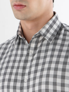 Men Slim Fit Pure Cotton Checked Formal Shirt