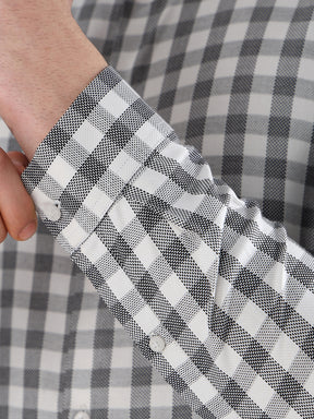 Men Slim Fit Pure Cotton Checked Formal Shirt