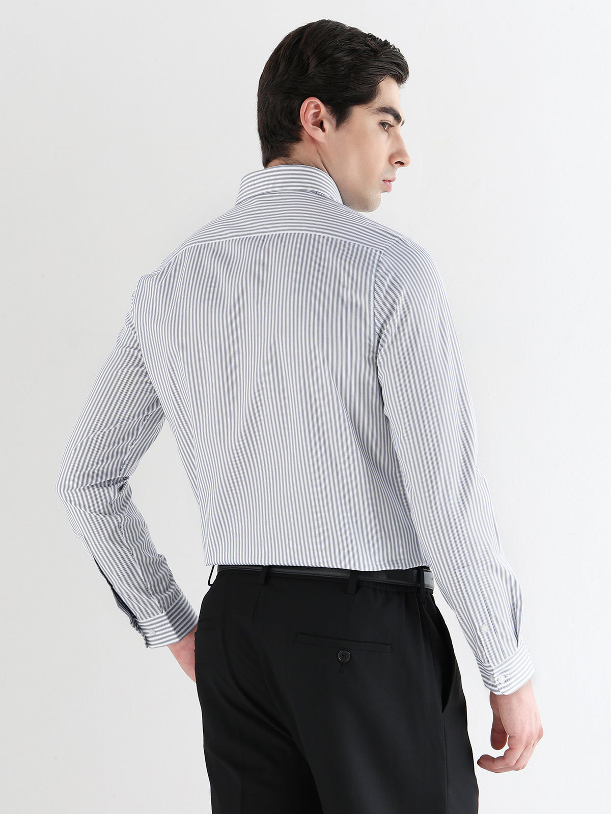 Fine Stripe Formal Shirt In White-Slim Fit