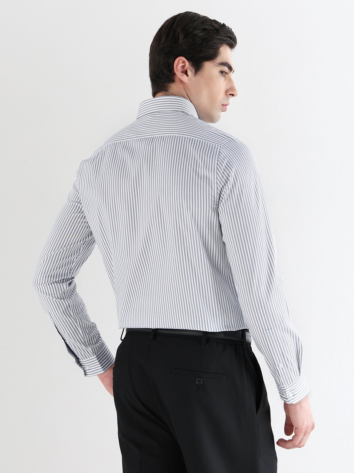 Men Slim Fit Pure Cotton Striped Formal Shirt