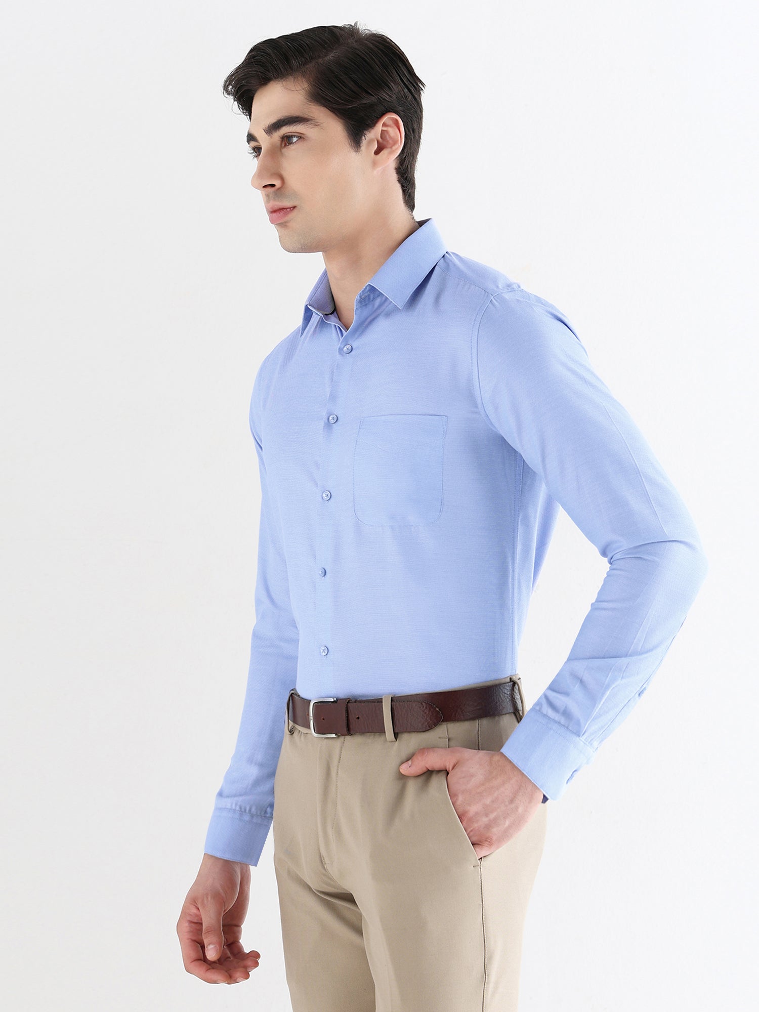 Men Slim Fit Cotton Rich Solid Formal Shirt