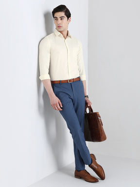 Men Slim Fit Cotton Rich Solid Formal Shirt