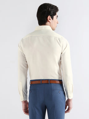 Men Slim Fit Cotton Rich Solid Formal Shirt