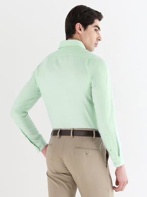 Men Slim Fit Cotton Rich Solid Formal Shirt