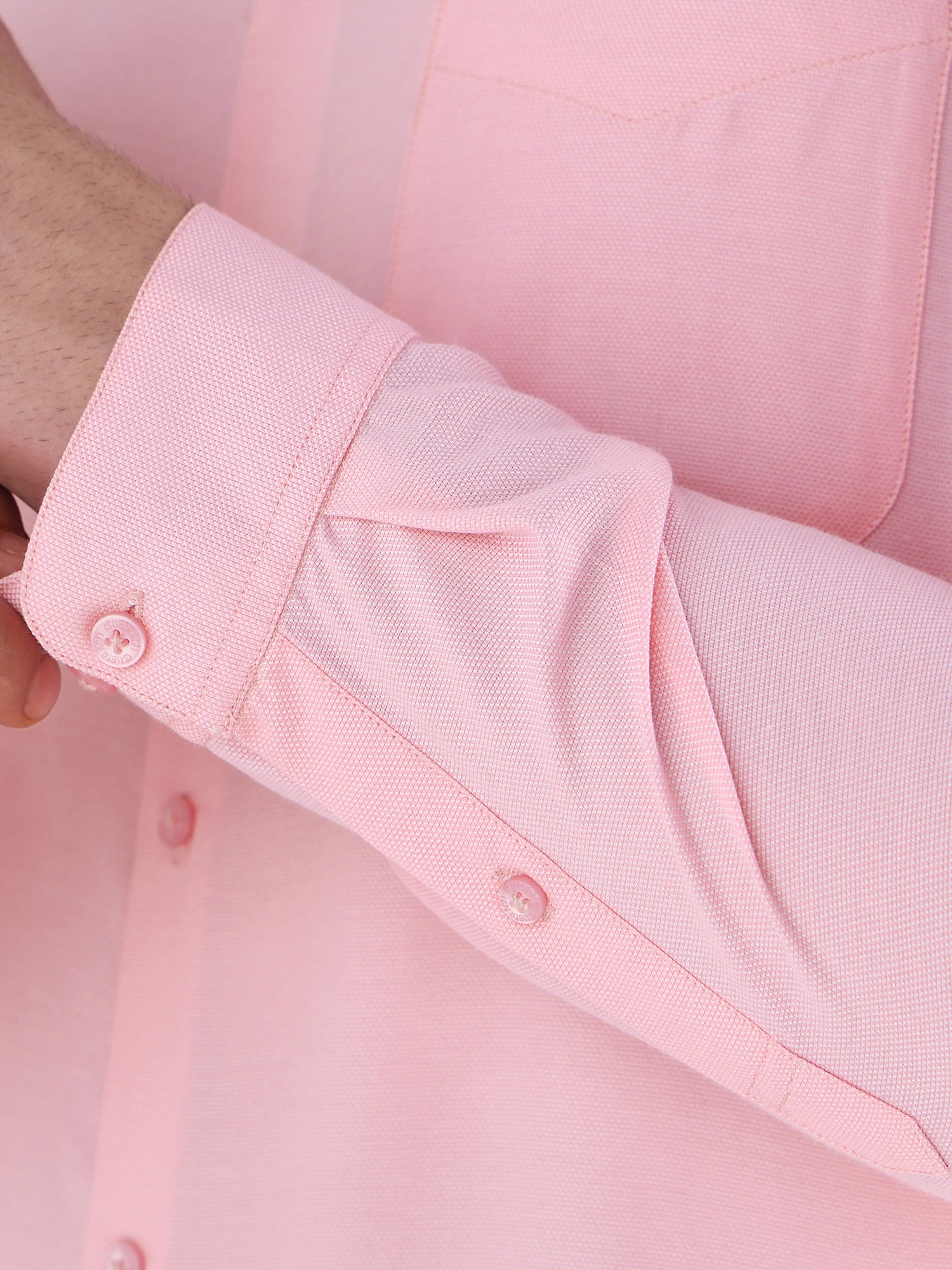 Men Slim Fit Cotton Rich Solid Formal Shirt