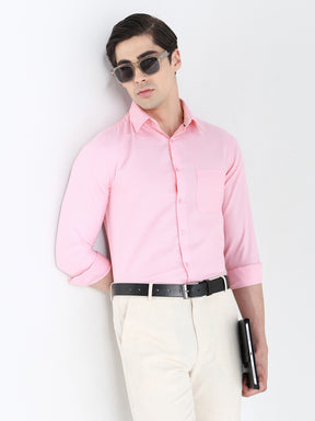 Men Slim Fit Cotton Rich Solid Formal Shirt