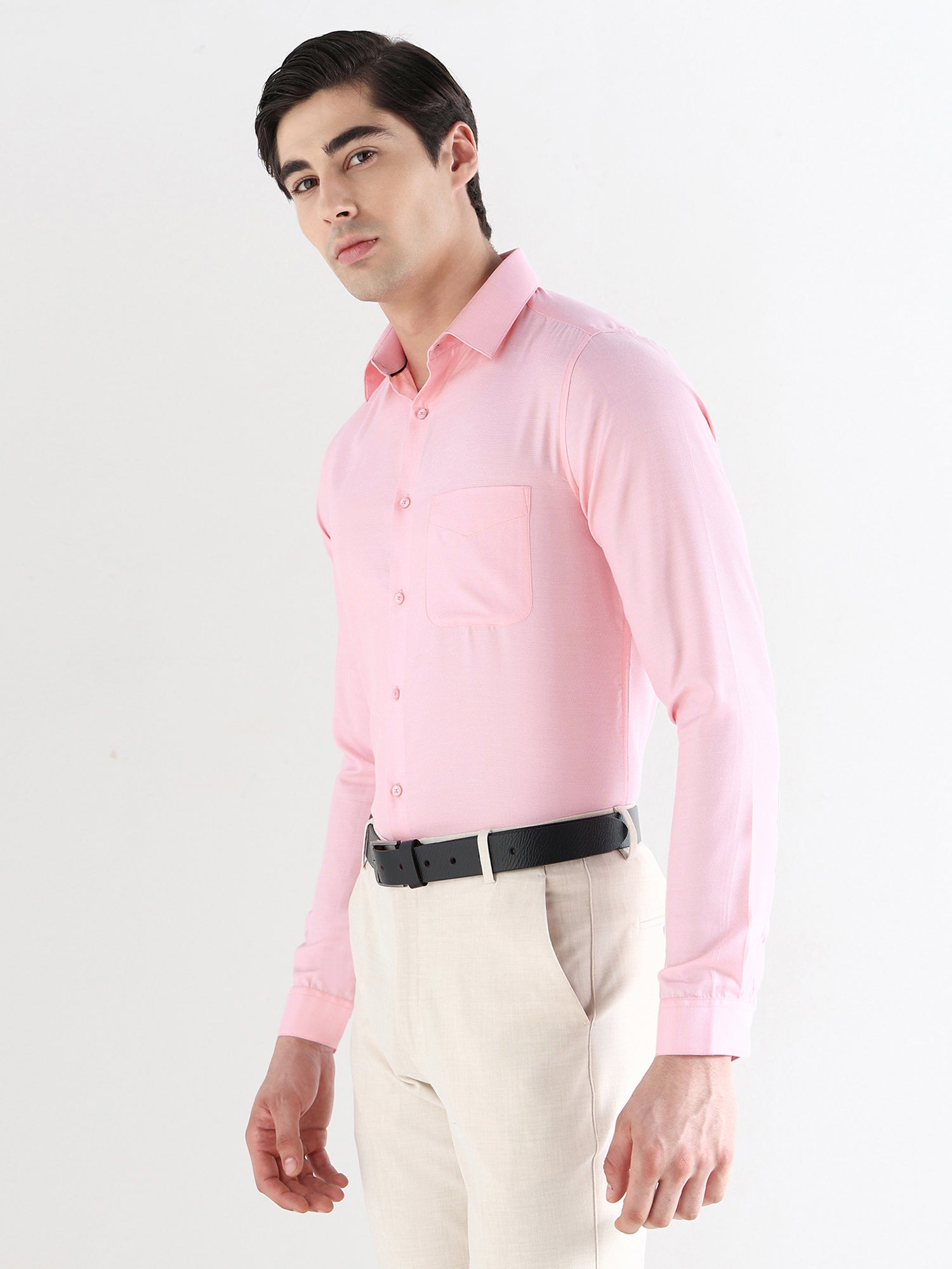 Men Slim Fit Cotton Rich Solid Formal Shirt