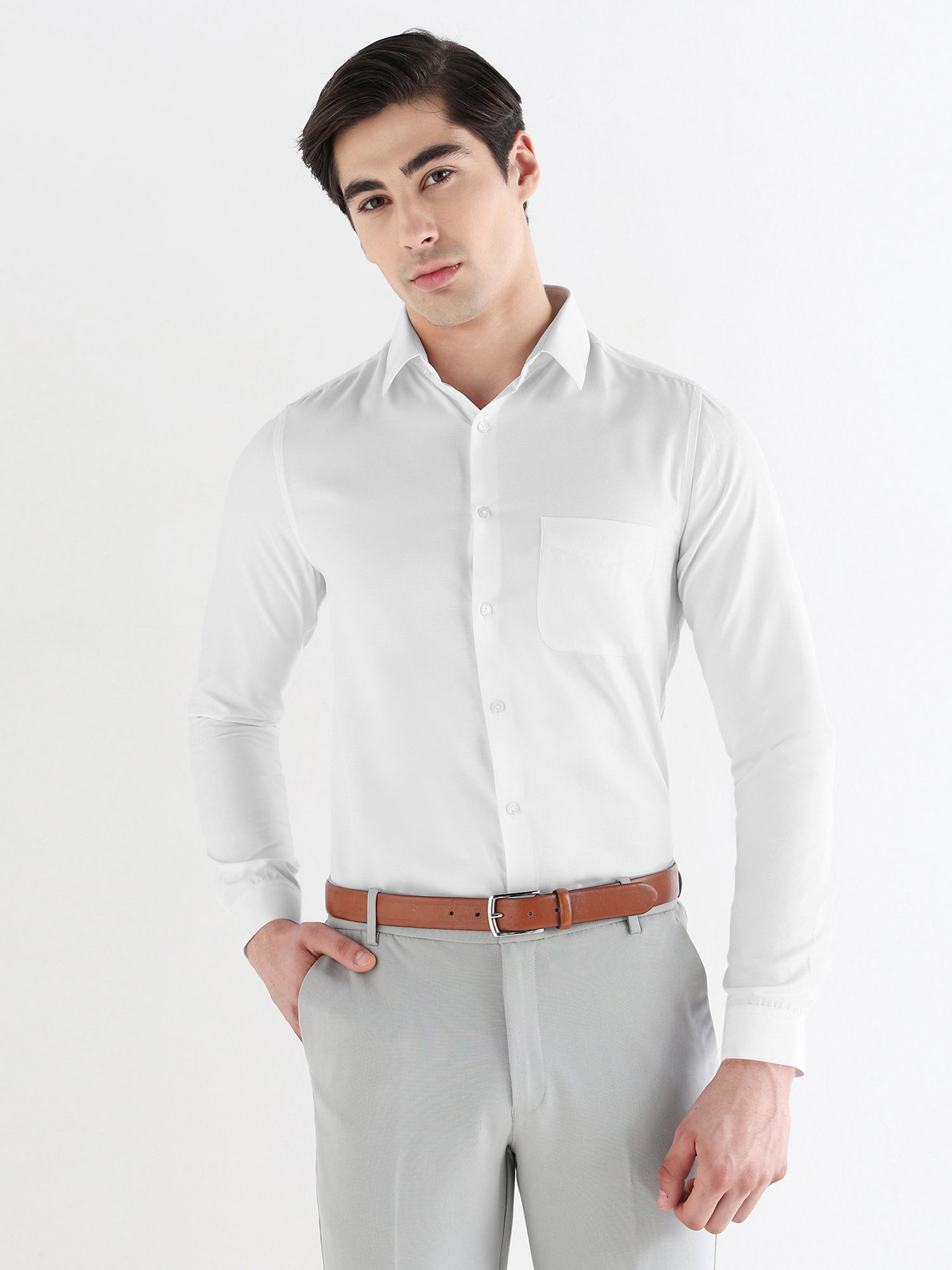 Men Slim Fit Cotton Rich Solid Formal Shirt