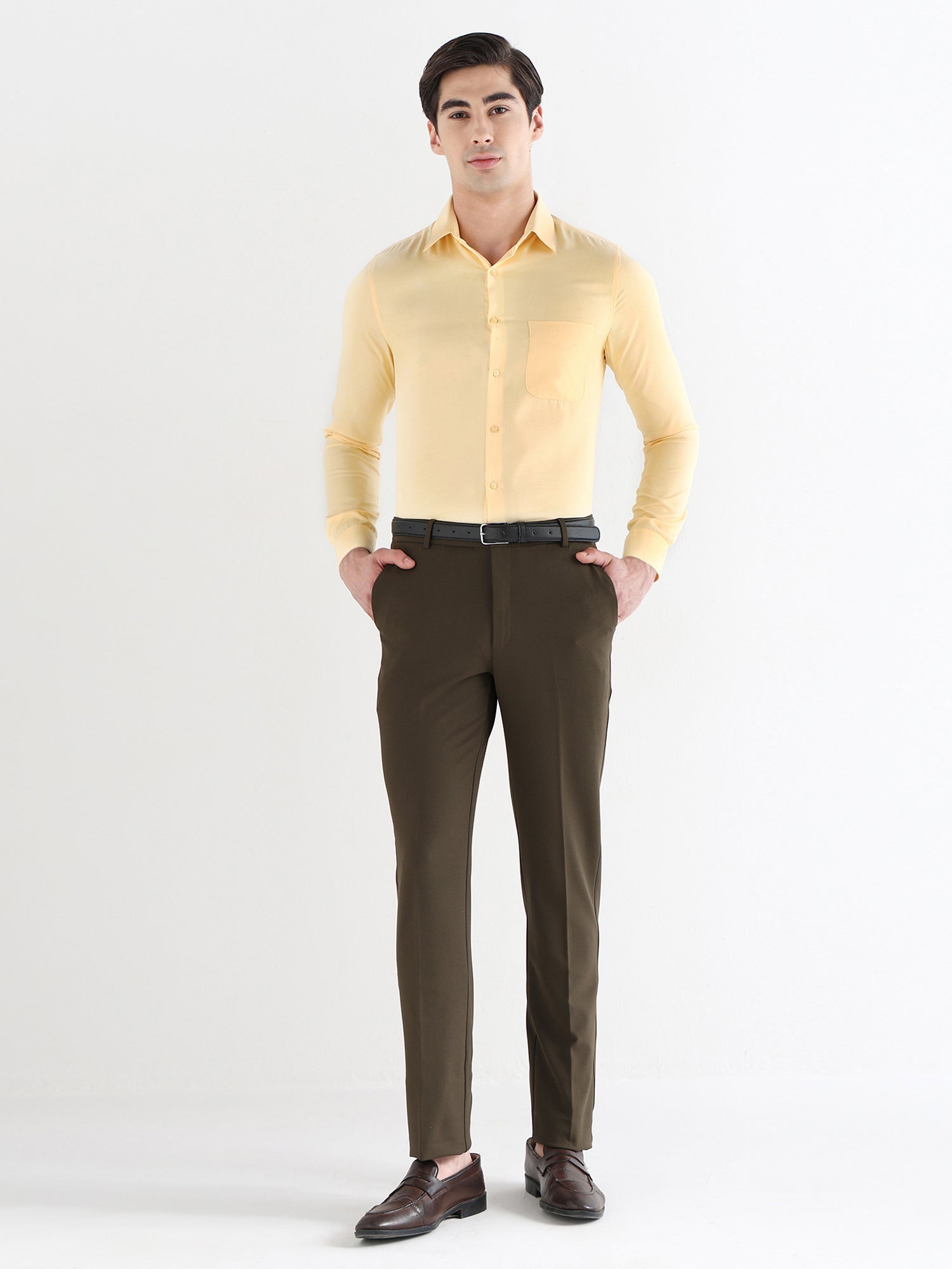 Men Slim Fit Cotton Rich Solid Formal Shirt
