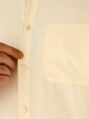 Men Slim Fit Cotton Rich Solid Formal Shirt