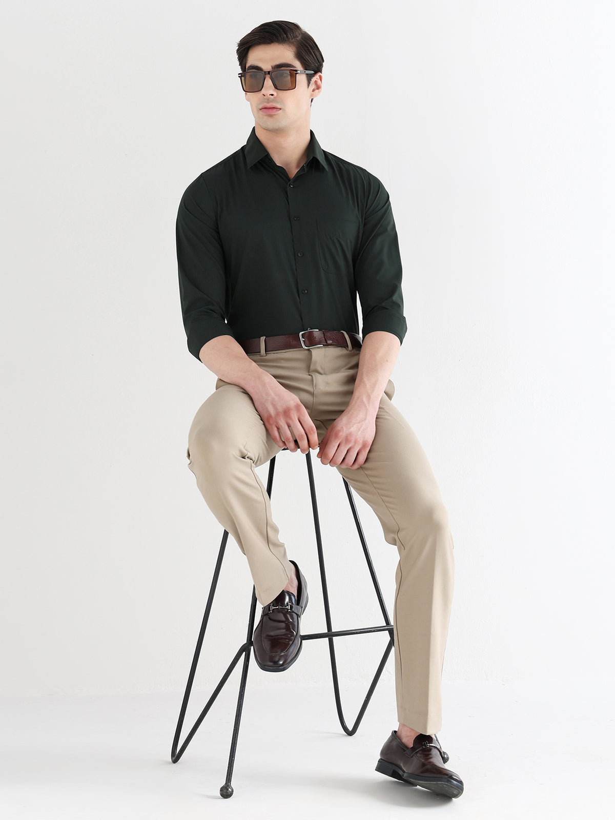 Extra Soft Solid Formal Shirt in Dark Green - Slim Fit