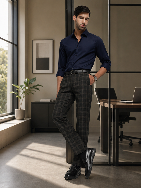 MoveLite™ Checked Trousers in Midnight Pine