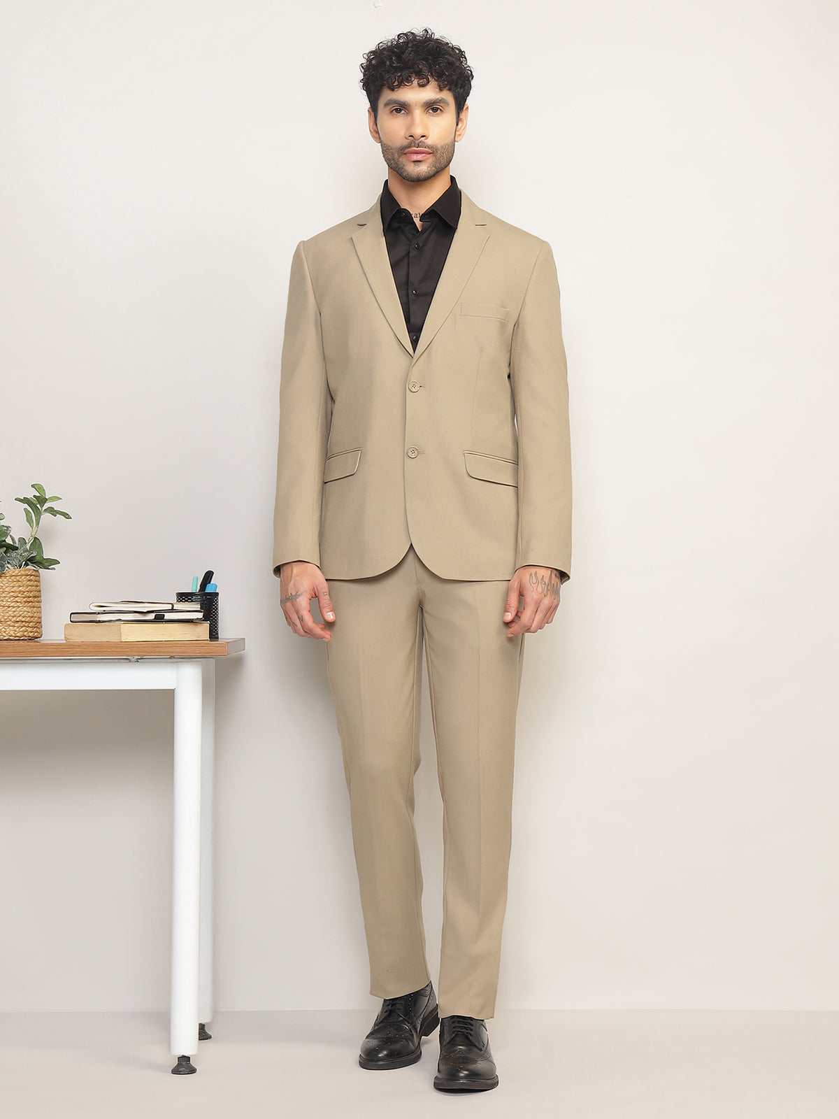 Men Beige Slim-Fit Single-Breasted 2-Piece Stretchable Formal Suit