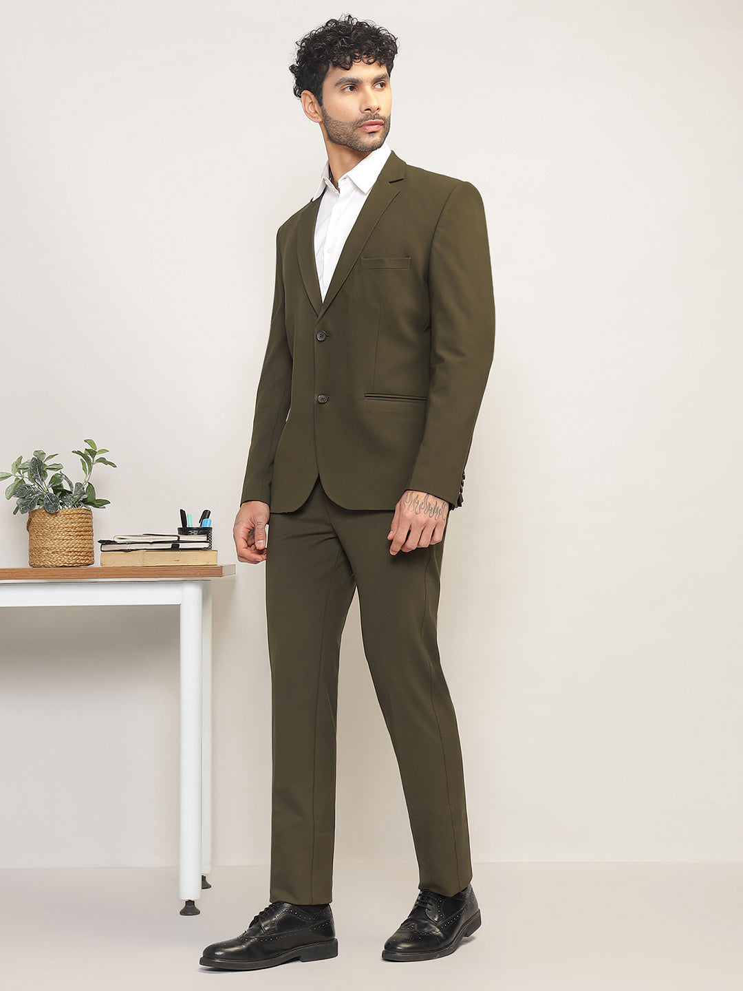 Men Jade Olive Slim-Fit Single-Breasted 2-Piece Stretchable Formal Suit