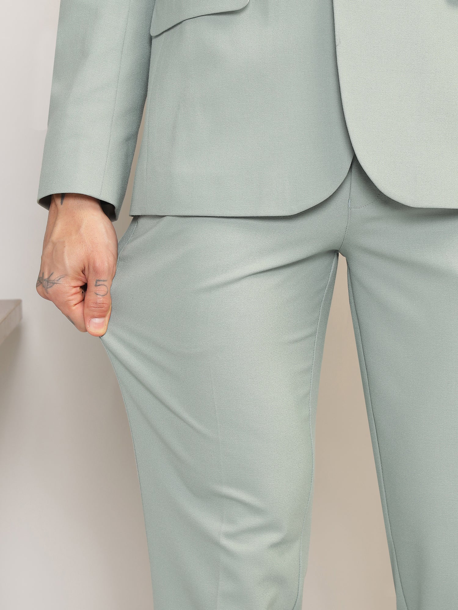Men Mint Green Slim-Fit Single-Breasted 2-Piece Stretchable Formal Suit
