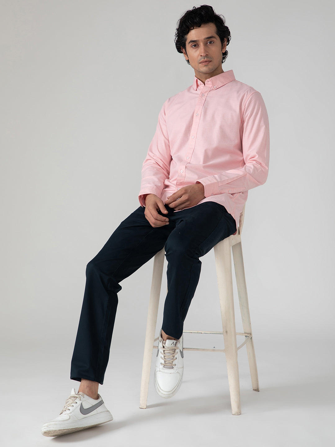 2 Way Stretch Oxford Shirt in Salmon Pink- Slim Fit